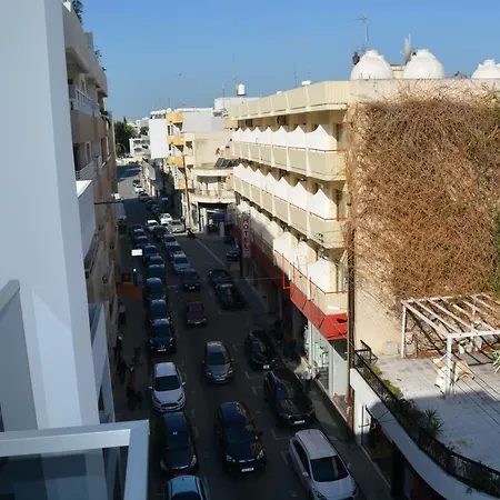 P.l Hermes & * Larnaca