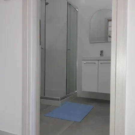 Apartament P.l Hermes & Larnaca