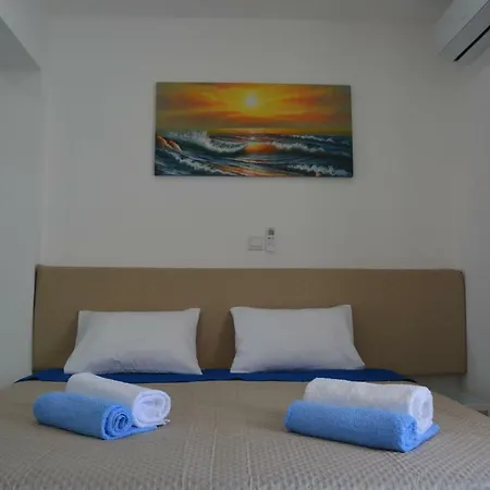 P.l Hermes & Appartement