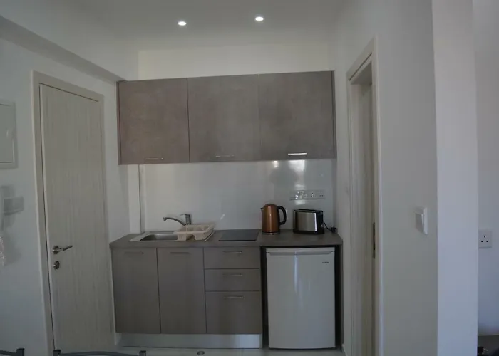 Appartement P.l Hermes & Larnaca